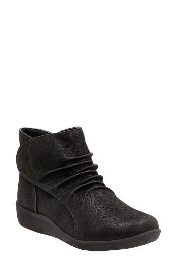 Women's Clarks Sillian Sway Boot M - Black