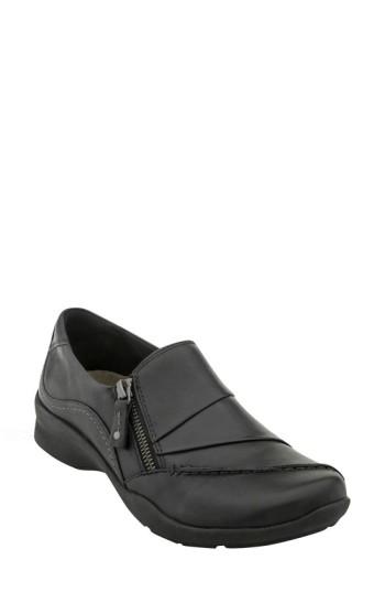 Women's Earth 'anise' Slip-on Sneaker .5 M - Black