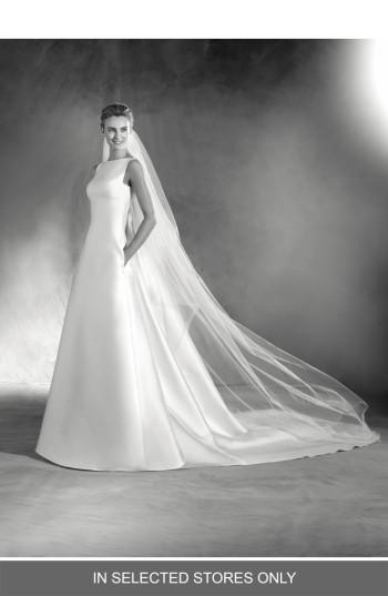 Women's Atelier Pronovias Elma Kelly Mikado A-line Gown, Size In Store Only - Ivory