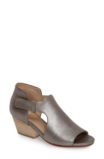 Women's Eileen Fisher 'iris' Sandal .5 M - Metallic