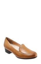 Women's Trotters Monarch Loafer N - Beige