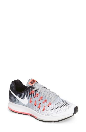 Women's Nike Zoom Pegasus 33 Sneaker M - Grey