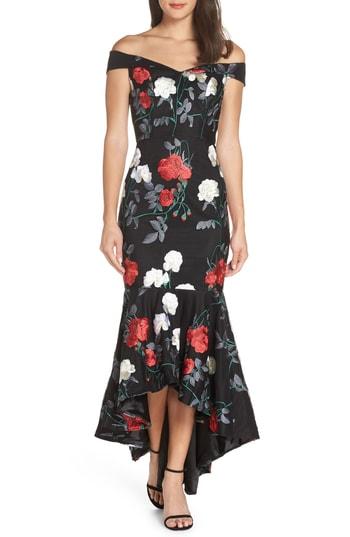 Women's Chi Chi London Off The Shoulder Embroidered Fishtail Gown - Black