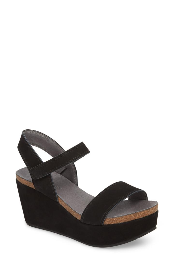 Women's Chocolat Blu Watson Ankle Strap Wedge Sandal .5 M - Black