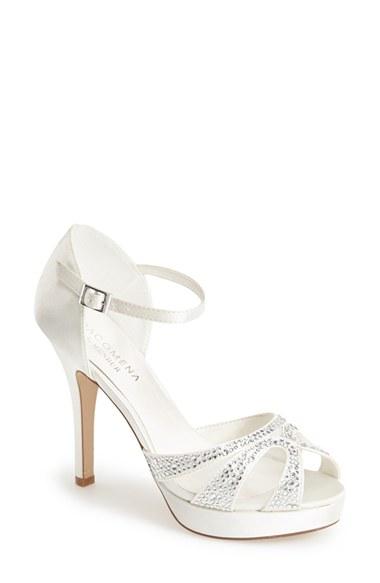 Women's Menbur 'amelia' Satin Pump