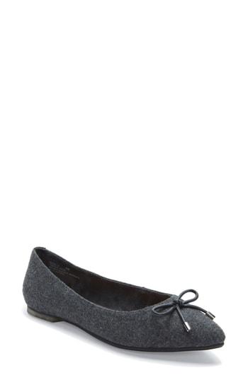 Women's Me Too Alisia Pointy Toe Flat M - Grey