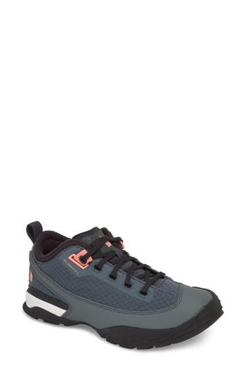 Women's The North Face One Trail Hiking Sneaker .5 M - Grey