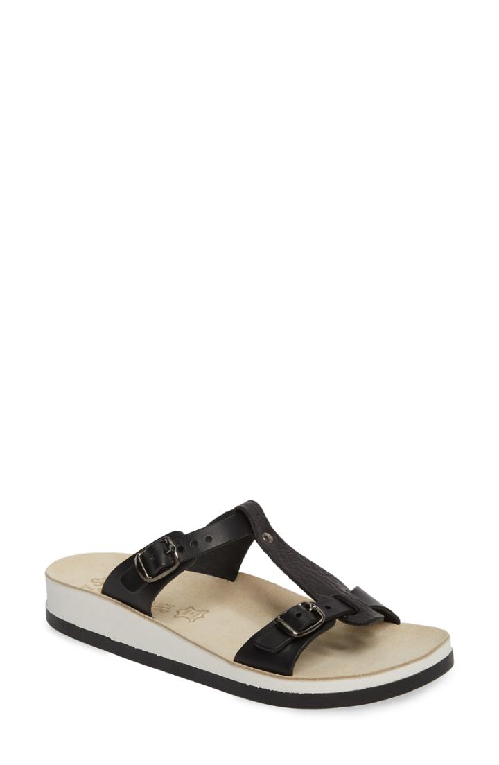 Women's Fantasy Sandals Jessamine T-strap Sandal