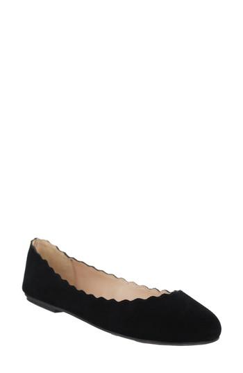 Women's Mia Gianna Scalloped Flat .5 M - Black