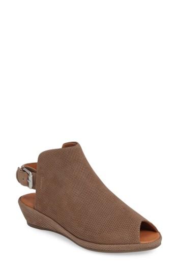 Women's Gentle Souls Lyla Slingback Wedge .5 M - Beige
