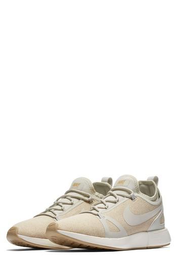 Women's Nike Duel Racer Knit Sneaker .5 M - Beige