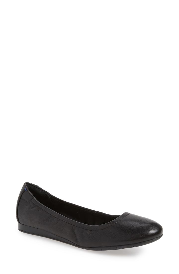 Women's T Tahari Helena Flat M - Black