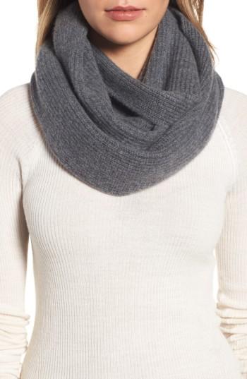 Women's Halogen Cashmere Infinity Scarf, Size - Green