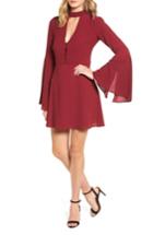 Women's Socialite Harper Bell Sleeve Dress - Burgundy