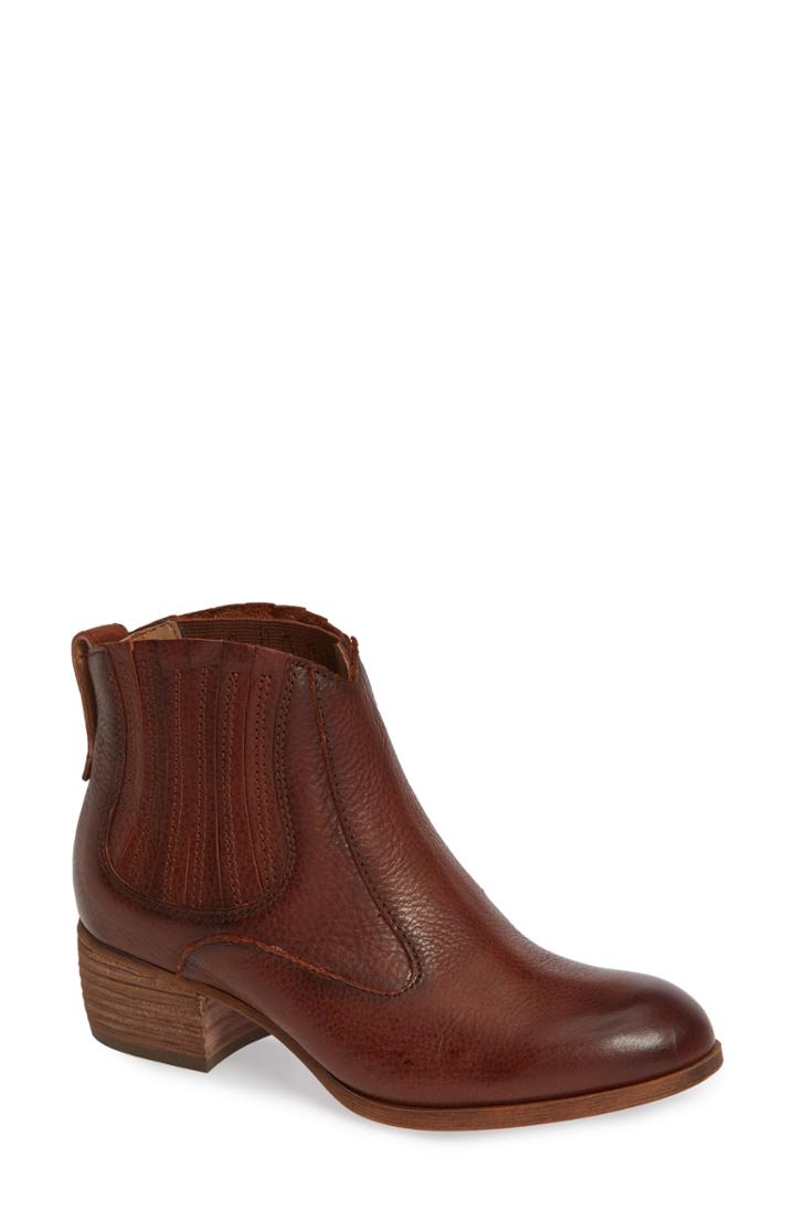 Women's Sofft Cellina Block Heel Bootie .5 M - Brown