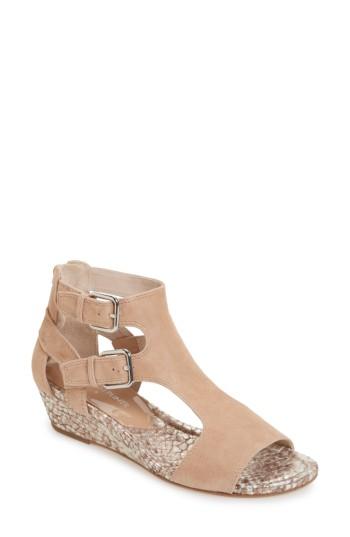 Women's Donald J Pliner Eden Wedge Sandal .5 M - Beige