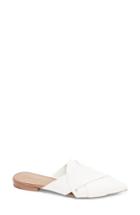 Women's Mercedes Castillo Leive Pointy Toe Mule .5 M - White