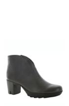 Women's Munro Robynette Bootie M - Brown