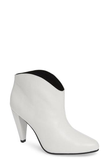 Women's Jeffrey Campbell Furiosa Bootie M - White
