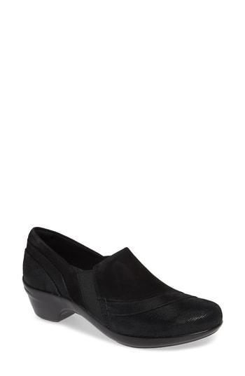 Women's Aravon Kitt Slip-on Pump D - Black