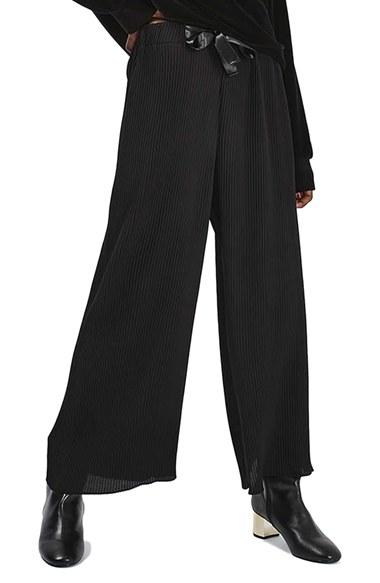 Women's Topshop Ribbon Drawstring Plisse Trousers