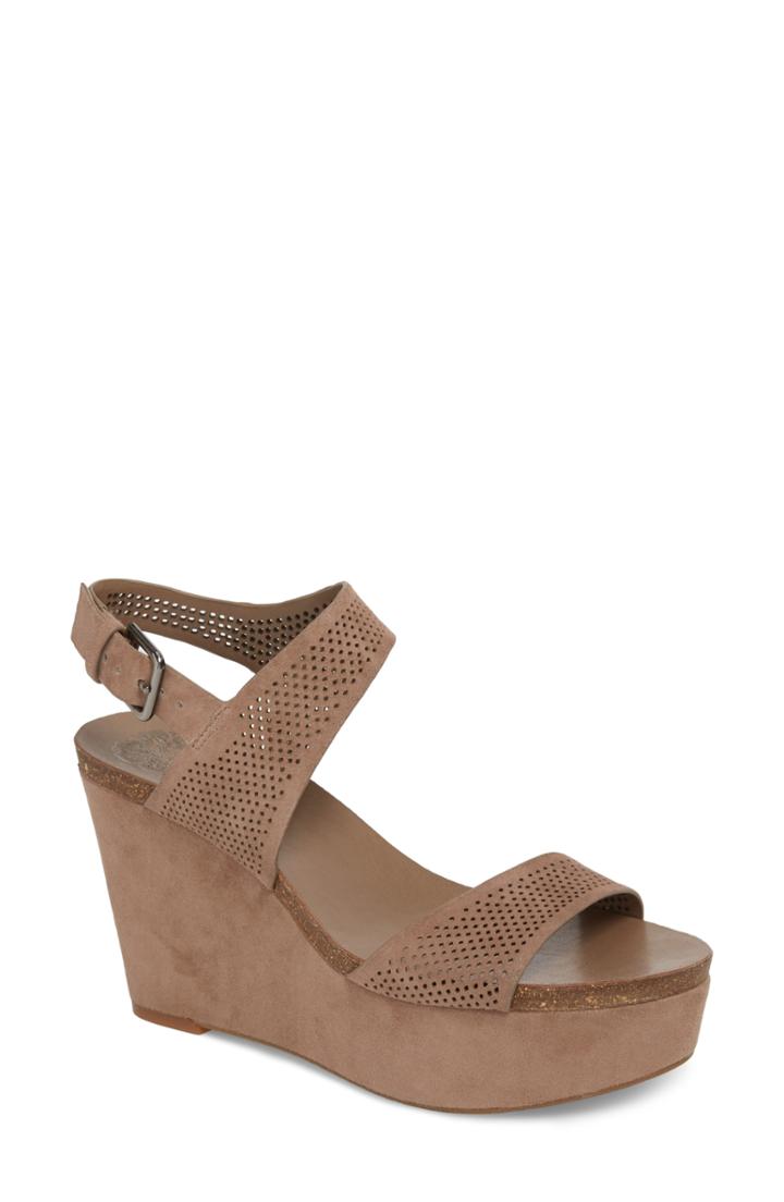 Women's Vince Camuto Vessinta Platform Wedge .5 M - Beige