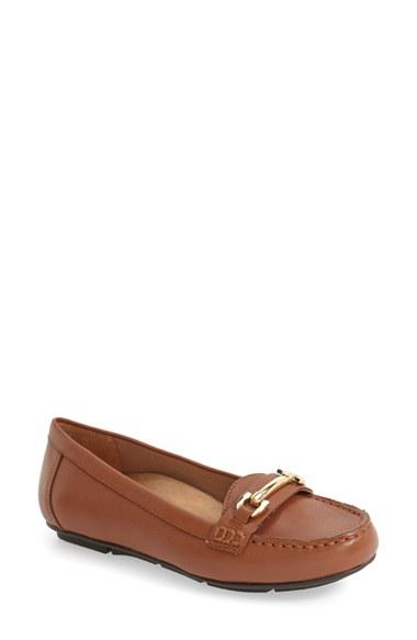 Women's Vionic 'kenya' Orthaheel Loafer .5 M - Brown