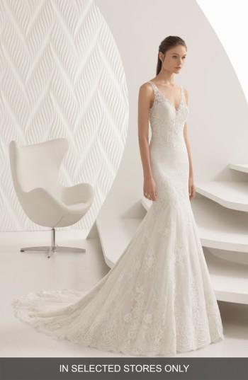 Women's Rosa Clara Acuario Beaded Lace Trumpet Gown, Size In Store Only - Ivory