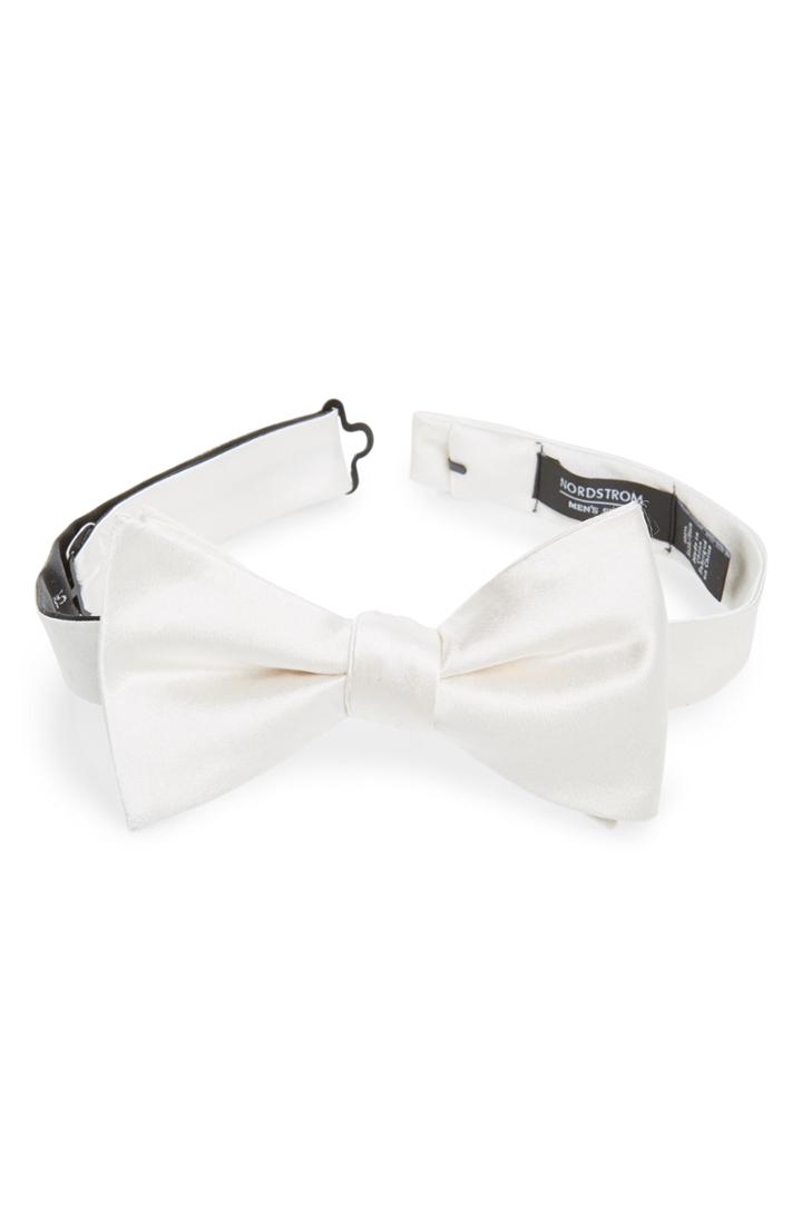 Men's Nordstrom Men's Shop Solid Silk Bow Tie, Size - White
