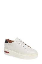 Women's Linea Paolo Karri Sneaker .5 M - White