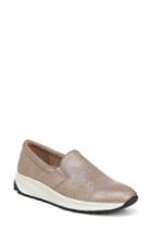 Women's Naturalizer Selah Sneaker M - Beige