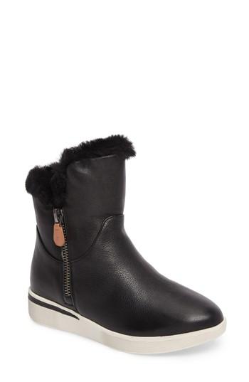 Women's Gentle Souls Hazel Levitt Genuine Shearling Lined Boot .5 M - Black