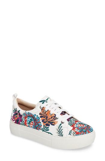 Women's Jslides Aprie Embroidered Sneaker .5 M - White
