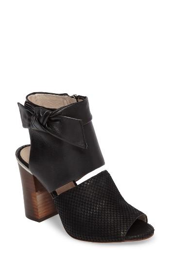 Women's Louise Et Cit Katlin Block Heel Sandal .5 M - Black