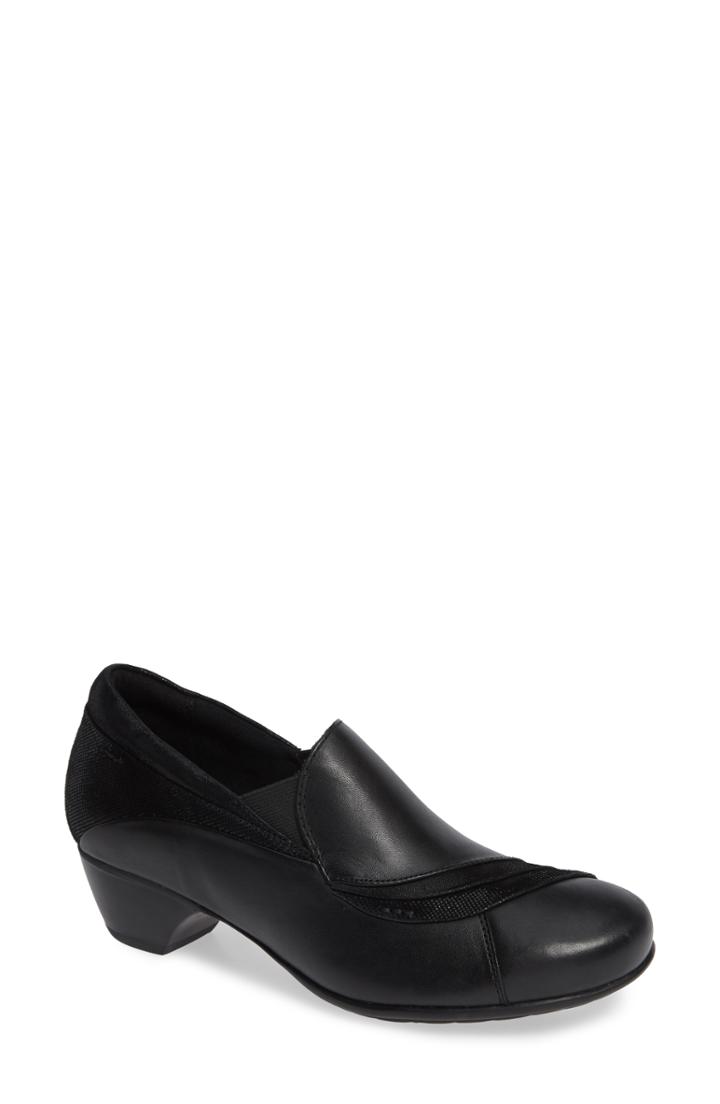 Women's Aravon Provence Pump .5 Ee - Black