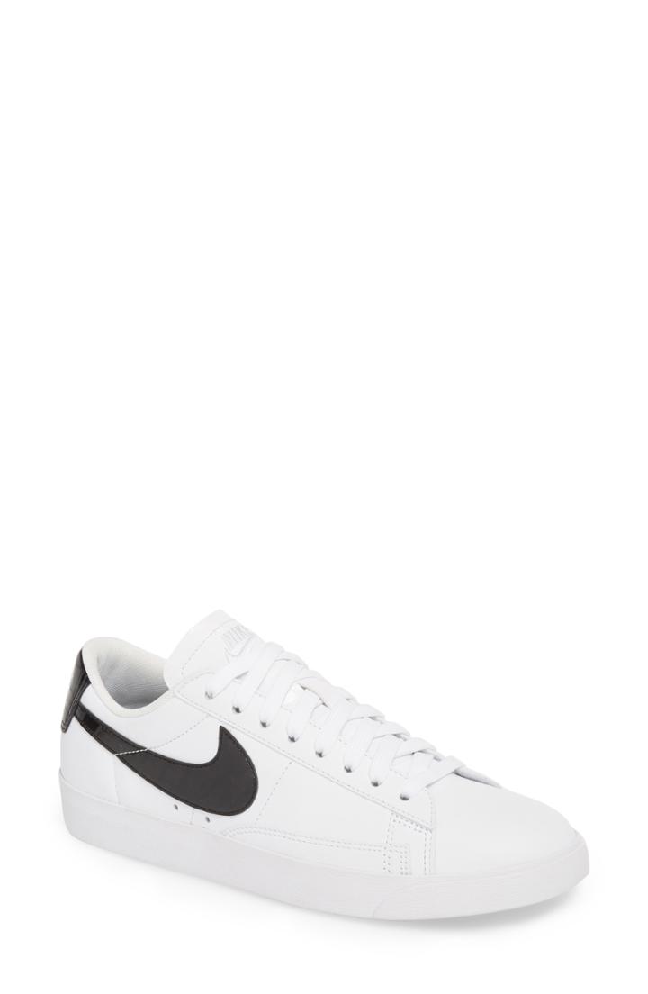 Women's Nike Blazer Low Essential Sneaker