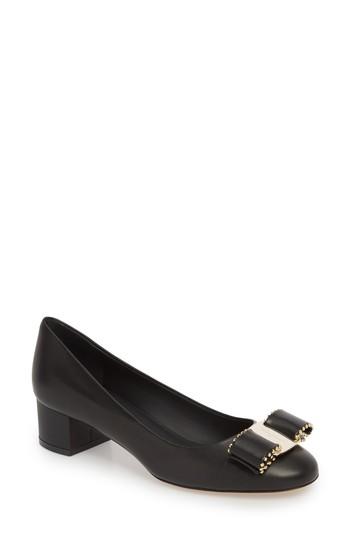 Women's Salvatore Ferragamo Vara Bow Pump B - Black
