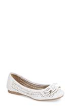 Women's J. Renee Valeria Bow Flat B - White