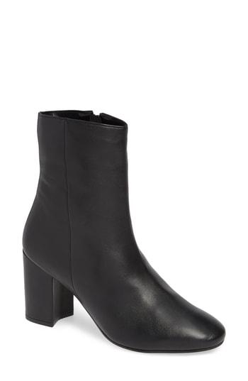 Women's Topshop Elise Leather Bootie .5us / 36eu M - Black