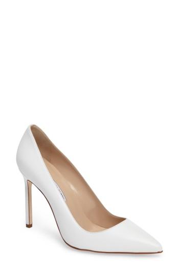 Women's Manolo Blahnik 'bb' Pointy Toe Pump .5us / 39.5eu - White