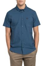 Men's Rvca 'that'll Do' Slim Fit Short Sleeve Oxford Shirt, Size - Coral
