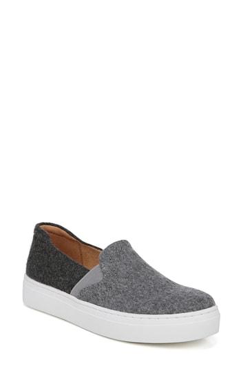 Women's Naturalizer Carly Slip-on Sneaker M - Grey