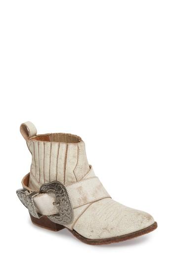 Women's Matisse Western Biker Bootie .5 M - White