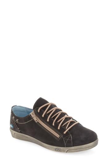 Women's Cloud 'aika' Leather Sneaker .5-11us / 42eu - Black