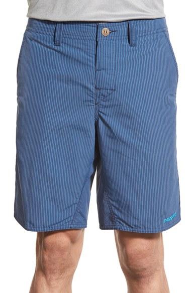Men's Patagonia 'wavefarer' Regular Fit Water Resistant Upf 50+ Nylon Shorts - Blue