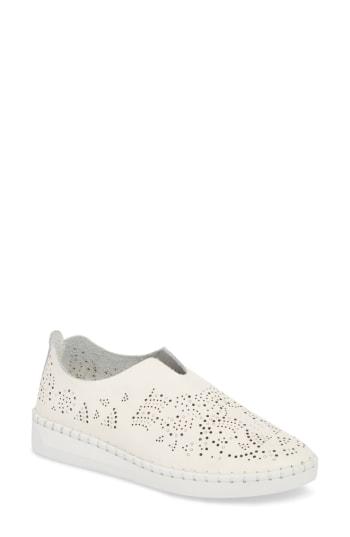 Women's Bernie Mev. Tw108 Slip-on Sneaker Us / 36eu - White