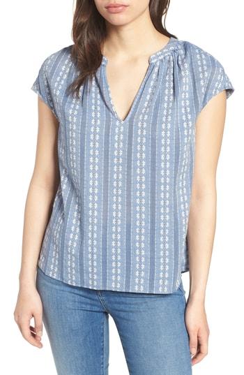 Women's Vince Camuto Jacquard Stripe Blouse, Size - Blue