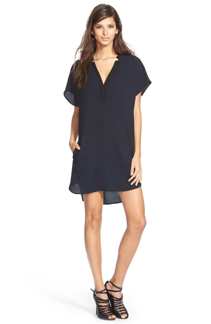 Women's Astr V-neck Crepe Shift Dress