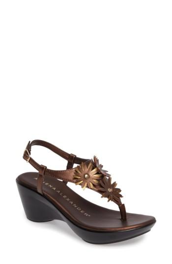 Women's Athena Alexander Alessandria Sandal M - Metallic