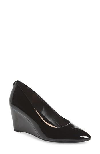 Women's Taryn Rose Ysabella Pump .5 M - Beige